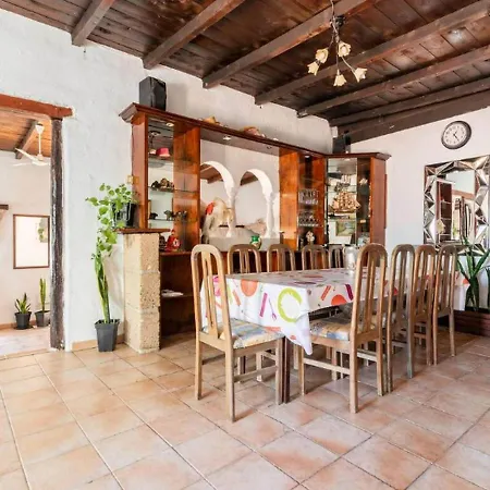 Belvilla By Oyo Casa Tata Сasa de vacaciones Atogo